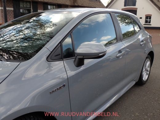 Toyota Corolla 1.8 Hybrid Business CAMERA / CARPLAY / TREKHAAK / ACC ActivLease financial lease