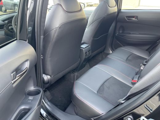 Toyota Corolla Cross Hybrid 180 GR Sport ActivLease financial lease