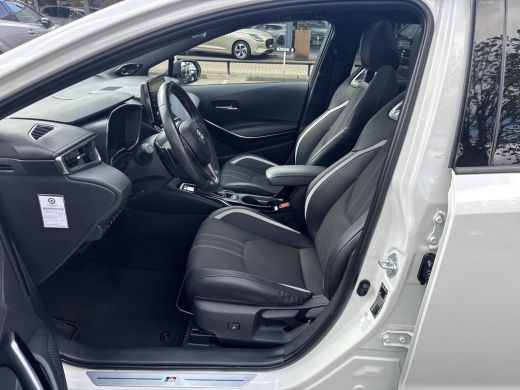 Toyota Corolla Touring Sports 2.0 Hybrid GR-Sport ActivLease financial lease