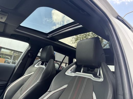 Toyota Corolla Touring Sports 2.0 Hybrid GR-Sport ActivLease financial lease