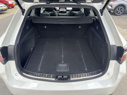 Toyota Corolla Touring Sports 2.0 Hybrid GR-Sport ActivLease financial lease