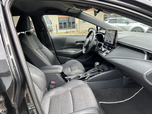 Toyota Corolla Touring Sports Hybrid 140 Dynamic ActivLease financial lease