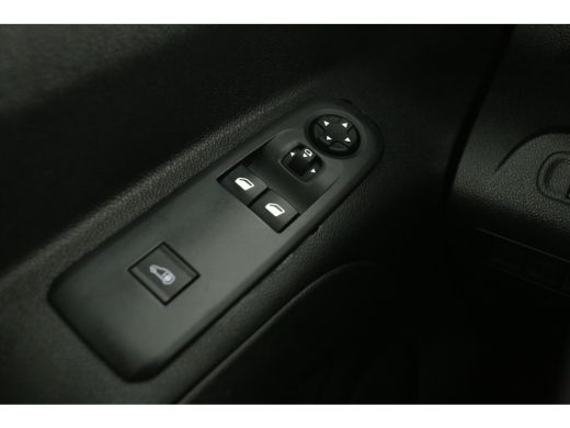 Toyota ProAce 1.5 D-4D 102PK | Airco | Cruise | Carplay | 3 Zits | Trekhaak | Parkeersens. ActivLease financial lease