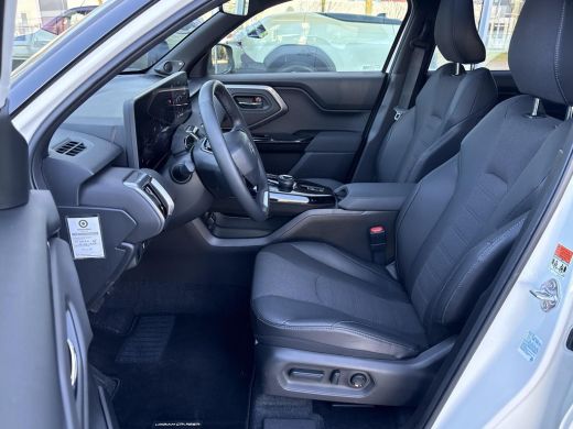 Toyota Urban Cruiser Executive 61 kWh **PANORAMA DAK/ STUURVERWARMING/ DODEHOEK DETECTIE** ActivLease financial lease