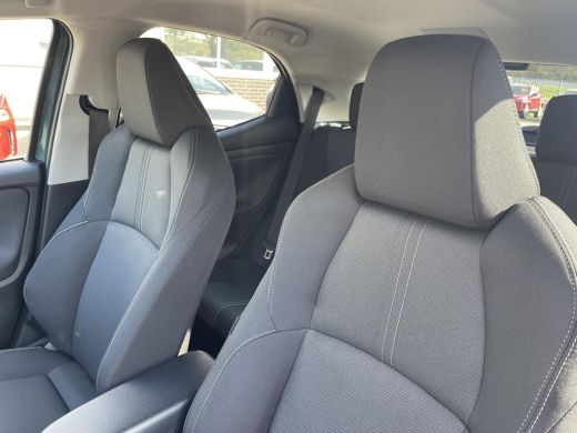 Toyota Yaris 1.5 Hybrid 115 Dynamic Comfort ActivLease financial lease