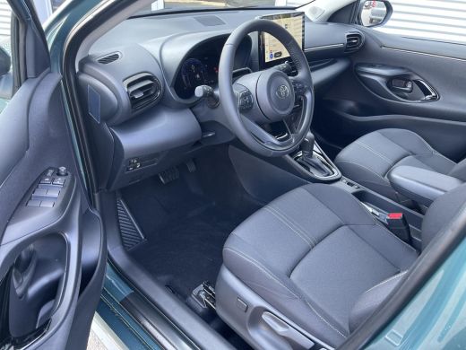 Toyota Yaris 1.5 Hybrid 115 Dynamic Comfort ActivLease financial lease