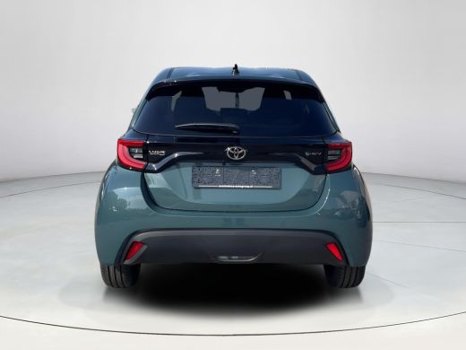 Toyota Yaris 1.5 Hybrid 115 Dynamic Comfort ActivLease financial lease