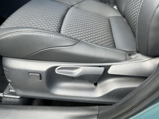 Toyota Yaris 1.5 Hybrid 130 Executive Premium ActivLease financial lease