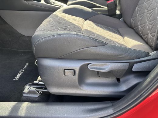 Toyota Yaris Cross 1.5 Hybrid Executive PANO All-in prijs | Automaat | Panoramadak | Stoelverwarming ActivLease financial lease