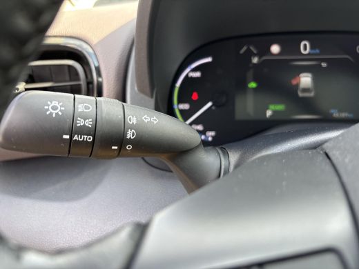 Toyota Yaris Cross 1.5 Hybrid Executive PANO All-in prijs | Automaat | Panoramadak | Stoelverwarming ActivLease financial lease