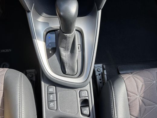 Toyota Yaris Cross 1.5 Hybrid Executive PANO All-in prijs | Automaat | Panoramadak | Stoelverwarming ActivLease financial lease