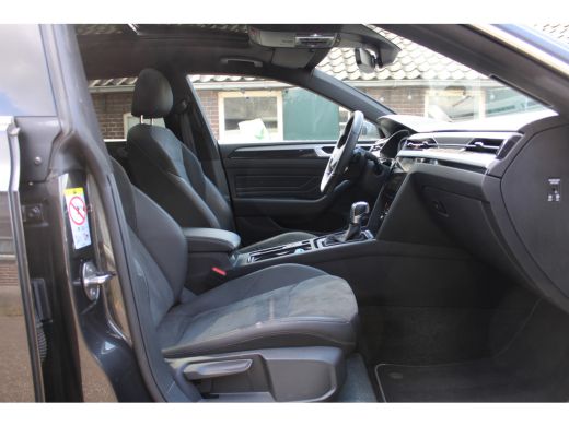 Volkswagen Arteon 1.4 TSI eHybrid R-Line PHEV SOh 98.1% PANO STAND LED 23000KM!!! ActivLease financial lease