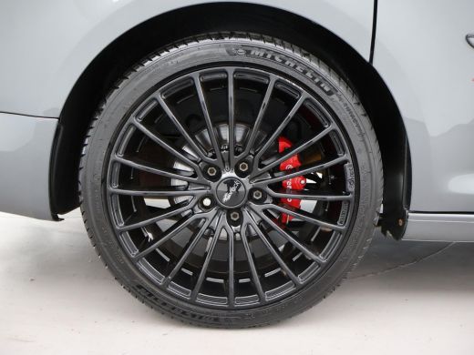 Volkswagen Caddy 2.0 TDI 180 PK + 18 INCH | VERLAAGD | BREMBO | APPLE CARPLAY | TREKHAAK | STOELVERWARMING ActivLease financial lease