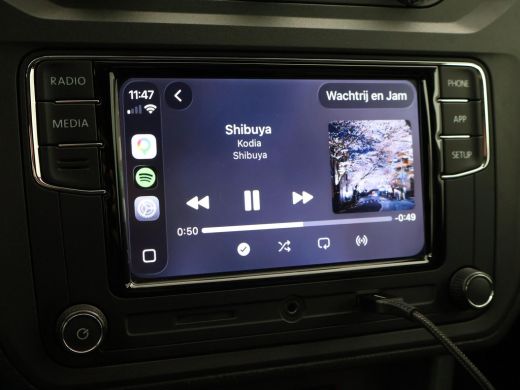 Volkswagen Caddy 2.0 TDI 180 PK + 18 INCH | VERLAAGD | BREMBO | APPLE CARPLAY | TREKHAAK | STOELVERWARMING ActivLease financial lease