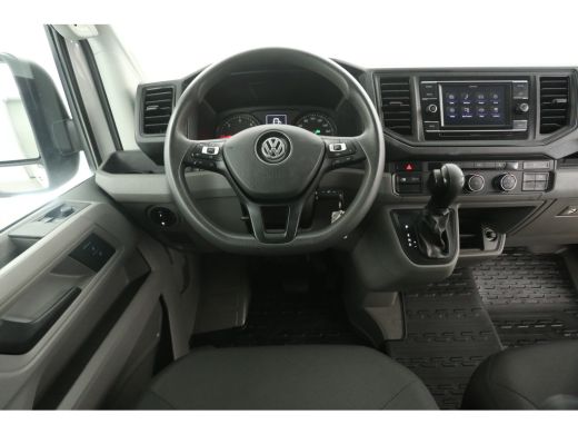 Volkswagen Crafter 35 2.0 TDI L4H3 177PK | 3000kg Trekgew. | Aut. | Airco | Cruise | Camera | Carplay | 3 Zits | Sto... ActivLease financial lease