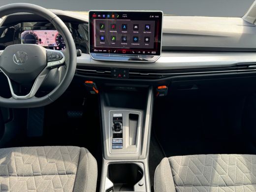 Volkswagen Golf 1.5 204pk eHybrid Life Edition Achteruitrijcamera 'Rear View' | 	Voorstoelen verwarmbaar | Parkee... ActivLease financial lease