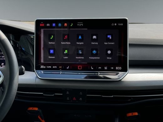 Volkswagen Golf 1.5 204pk eHybrid Life Edition Achteruitrijcamera 'Rear View' | 	Voorstoelen verwarmbaar | Parkee... ActivLease financial lease