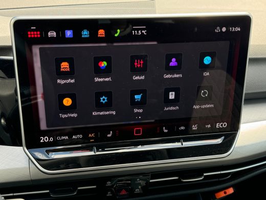 Volkswagen Golf 1.5 204pk eHybrid Life Edition Achteruitrijcamera 'Rear View' | 	Voorstoelen verwarmbaar | Parkee... ActivLease financial lease