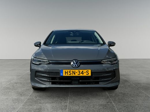 Volkswagen Golf 1.5 204pk eHybrid Life Edition Achteruitrijcamera 'Rear View' | 	Voorstoelen verwarmbaar | Parkee... ActivLease financial lease