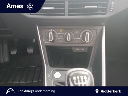 Volkswagen Polo Life Edition 1.0 TSI 95 PK | Stoelverwarming | Camera | Sensoren voor en achter | ActivLease financial lease