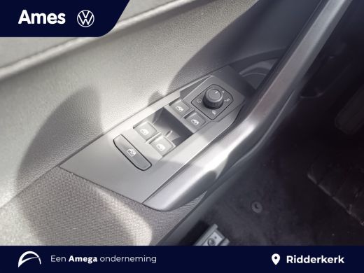 Volkswagen Polo Life Edition 1.0 TSI 95 PK | Stoelverwarming | Camera | Sensoren voor en achter | ActivLease financial lease