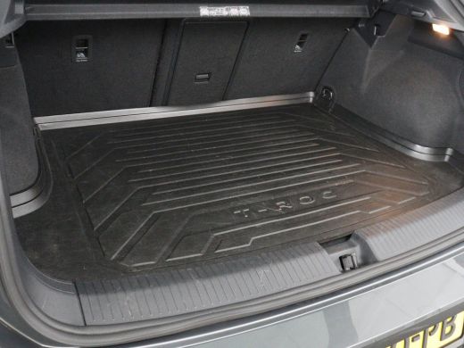 Volkswagen T-Roc 1.0 TSI Style Business | Adaptive cruise | Carplay | Navigatie | DAB | Climate control | Bluetoot... ActivLease financial lease