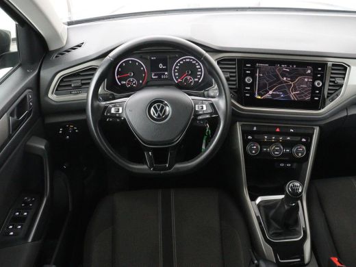 Volkswagen T-Roc 1.0 TSI Style Business | Adaptive cruise | Carplay | Navigatie | DAB | Climate control | Bluetoot... ActivLease financial lease