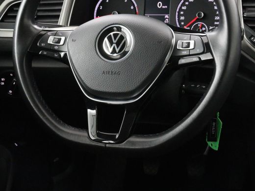 Volkswagen T-Roc 1.0 TSI Style Business | Adaptive cruise | Carplay | Navigatie | DAB | Climate control | Bluetoot... ActivLease financial lease