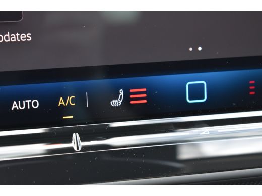 Volkswagen T-Roc Life First Edition | 'App-Connect' draadloze smartphone integratie | Automatische afstandsregelin... ActivLease financial lease