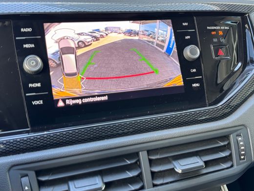 Volkswagen Taigo 1.0 115pk TSI Life Getint glas | Climatronic | Voorstoelen verwarmbaar ActivLease financial lease