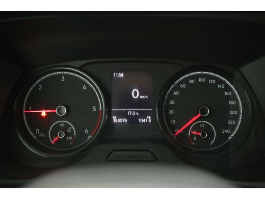 Volkswagen Transporter 2.0 TDI L2H1 | Airco | Cruise | Trekhaak | Parkeersens. ActivLease financial lease