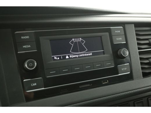 Volkswagen Transporter 2.0 TDI L2H1 | Airco | Cruise | Trekhaak | Parkeersens. ActivLease financial lease