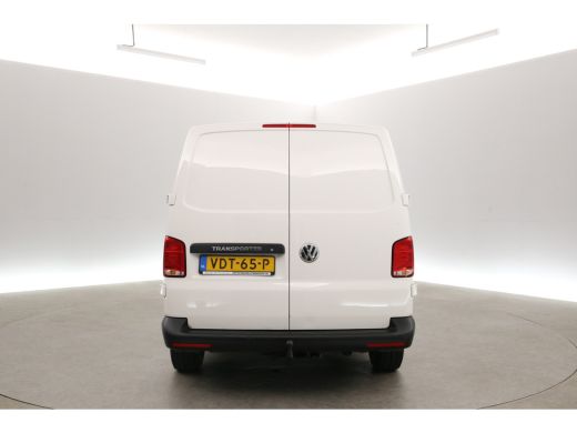 Volkswagen Transporter 2.0 TDI L2H1 | Airco | Cruise | Trekhaak | Parkeersens. ActivLease financial lease