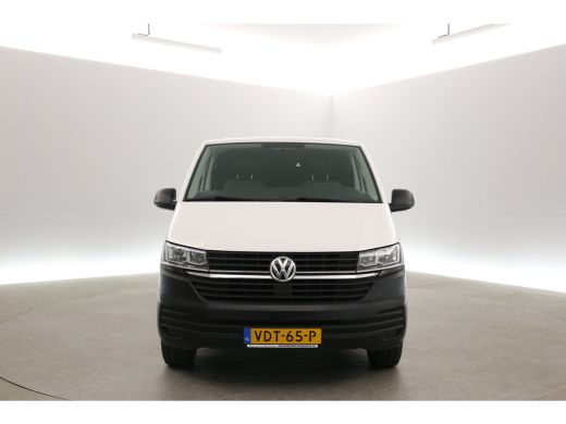 Volkswagen Transporter 2.0 TDI L2H1 | Airco | Cruise | Trekhaak | Parkeersens. ActivLease financial lease