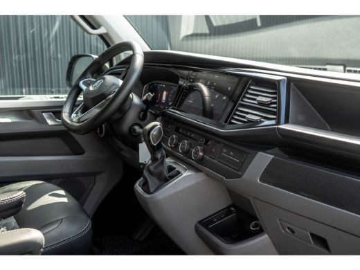 Volkswagen Transporter 2.0 TDI L2H1 | BULLI | 150 PK | Automaat | LED | Camera | Carplay | PDC | Zijschuifdeur L+R ActivLease financial lease
