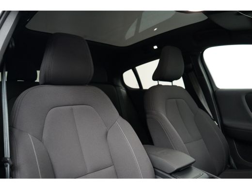 Volvo  C40 Recharge Twin Plus 82 kWh | Pano | Trekhaak | Camera | Warmtepomp | Climate pack | ActivLease financial lease