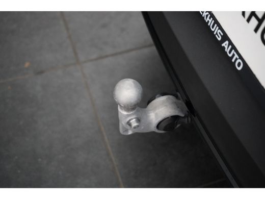 Volvo  C40 Recharge Twin Plus 82 kWh | Pano | Trekhaak | Camera | Warmtepomp | Climate pack | ActivLease financial lease