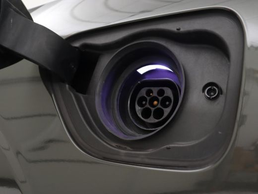 Volvo  V60 2.0 T6 Twin Engine AWD Momentum Pro | SOH 88% | Stoelverwarming | Adaptive cruise | Carplay | Hal... ActivLease financial lease