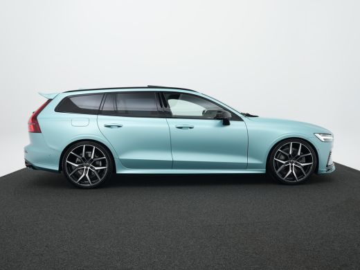 Volvo  V60 T8 Plug-in hybrid AWD Ultra Dark HEICO | Custum Wrap | 21" | Extra getint glas | Full-LED koplamp... ActivLease financial lease