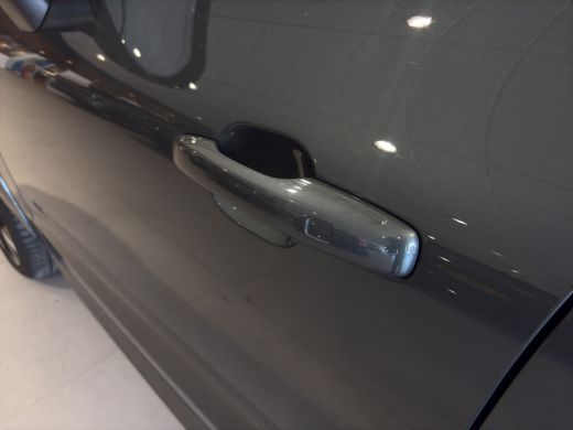 Volvo  XC60 2.0 T6 Plug-in hybrid AWD Ultra Black Edition | Luchtvering | 360 Camera | Keyless entry | Bower ... ActivLease financial lease