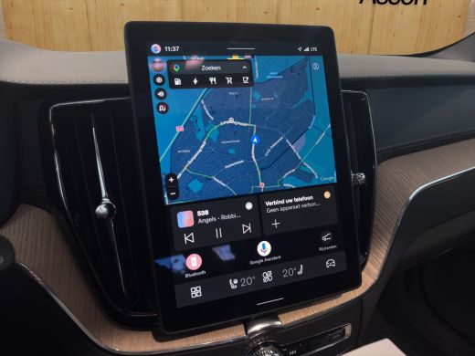 Volvo  XC60 2.0 T6 Plug-in hybrid AWD Ultra Black Edition | Luchtvering | 360 Camera | Keyless entry | Bower ... ActivLease financial lease