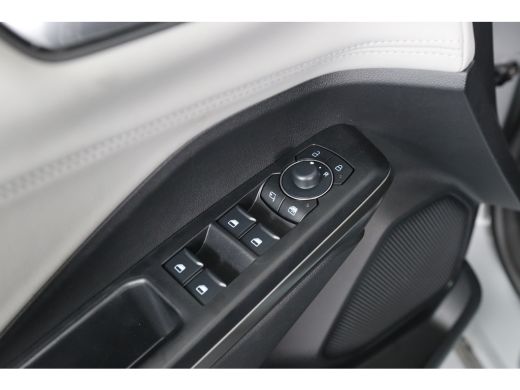 Ford Puma Gen-E Premium 44 kWh | Winter Pack | Camera | Navigatie | Elek. Kofferklep | Keyless | ActivLease financial lease