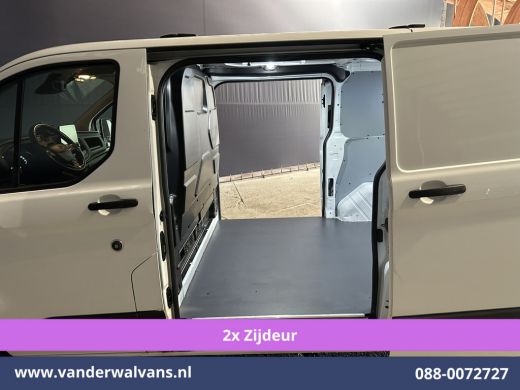 Ford Transit Custom 2.0 TDCI 130pk L1H1 Euro6 Airco | 2x zijdeur | Camera | Apple Carplay | LED | 2500kg Trekhaak And... ActivLease financial lease