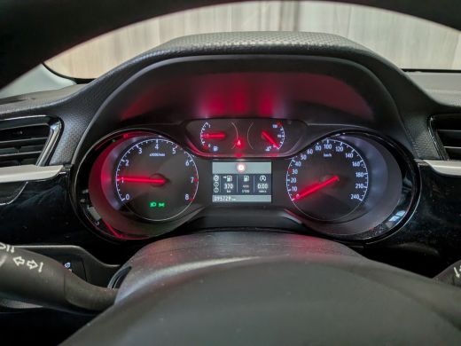 Opel Corsa 1.2 Edition 75Pk Parkeersensoren achter | Airco | Cruise control | DAB | Apple carplay Android au... ActivLease financial lease