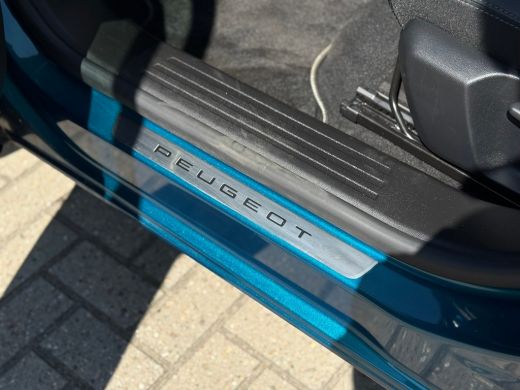 Peugeot 2008 Hybrid 145 GT 360 camera | Keyless | Interieurverlichting | Adeptieve cruise control | Apple carp... ActivLease financial lease