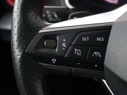 Seat Ibiza 1.0 EcoTSI FR Intense | Stoelverwarming | Adaptive cruise | Leder/Alcantara | Camera | Carplay | ... ActivLease financial lease