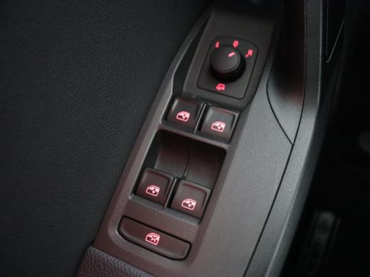 Seat Ibiza 1.0 EcoTSI FR Intense | Stoelverwarming | Adaptive cruise | Leder/Alcantara | Camera | Carplay | ... ActivLease financial lease