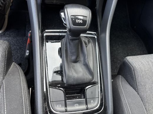 Skoda Karoq 1.5 TSI ACT Business Edition Plus Trekhaak | Dealeronderhouden | TopStaat ActivLease financial lease