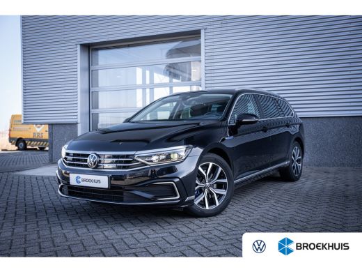 Volkswagen Passat Variant 1.4 TSI PHEV GTE Business | Achteruitrijcamera | Comfortstoel(en) | Matrix LED koplampen