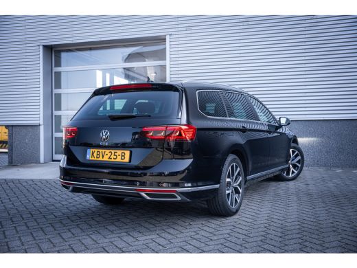 Volkswagen Passat Variant 1.4 TSI PHEV GTE Business | Achteruitrijcamera | Comfortstoel(en) | Matrix LED koplampen ActivLease financial lease